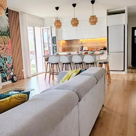 Chez Clement - De - Climatise Avec Terrasse Pour 6 Апартаменты *